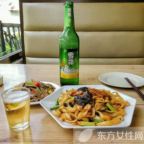 中午简餐营养_中午营养餐食谱大全_中午的营养餐是什么