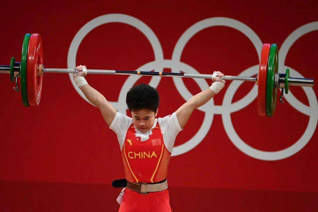 举重世界冠中国男子_中国的举重世界冠军_中国举重世界第一冠军是