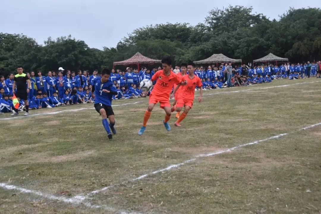 三亚足球场_三亚少儿足球_三亚市第九小学足球赛规则