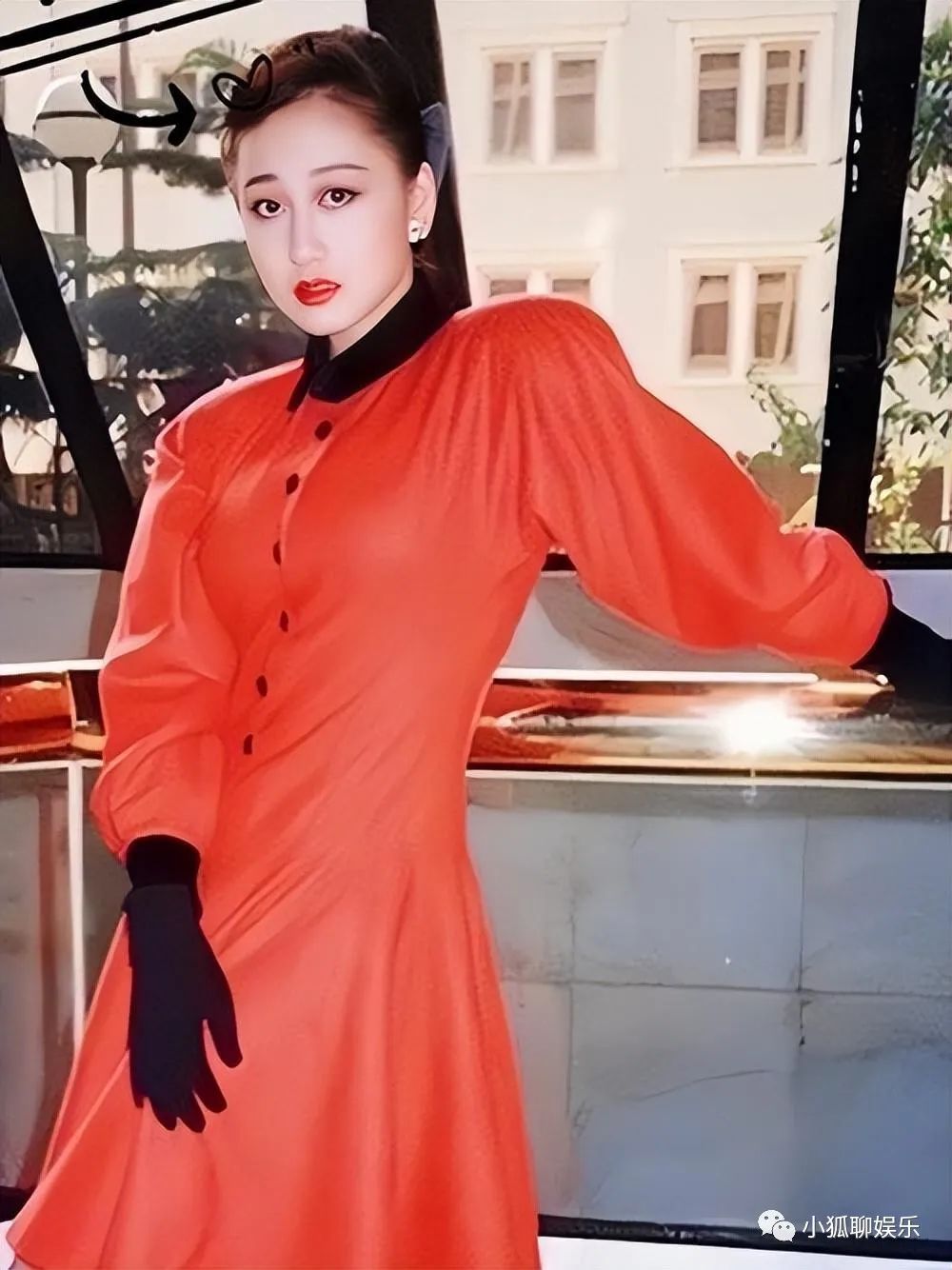 黄秋燕两个女孩足球_世界足球冠军黄秋燕_足球冠军2021黄秋燕女儿