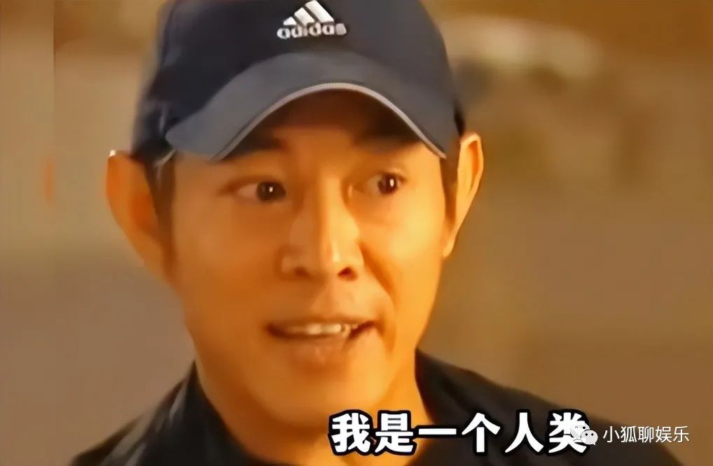 黄秋燕两个女孩足球_足球冠军2021黄秋燕女儿_世界足球冠军黄秋燕
