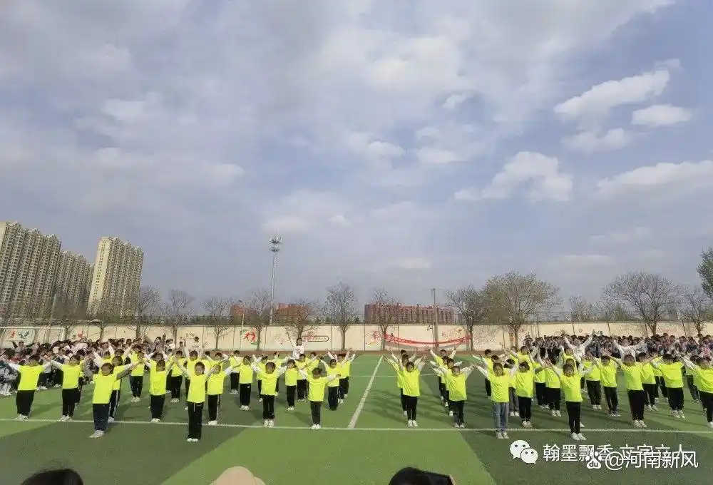 新编小学生广播体操_小学新的广播体操_小学生新广播体操视频下载