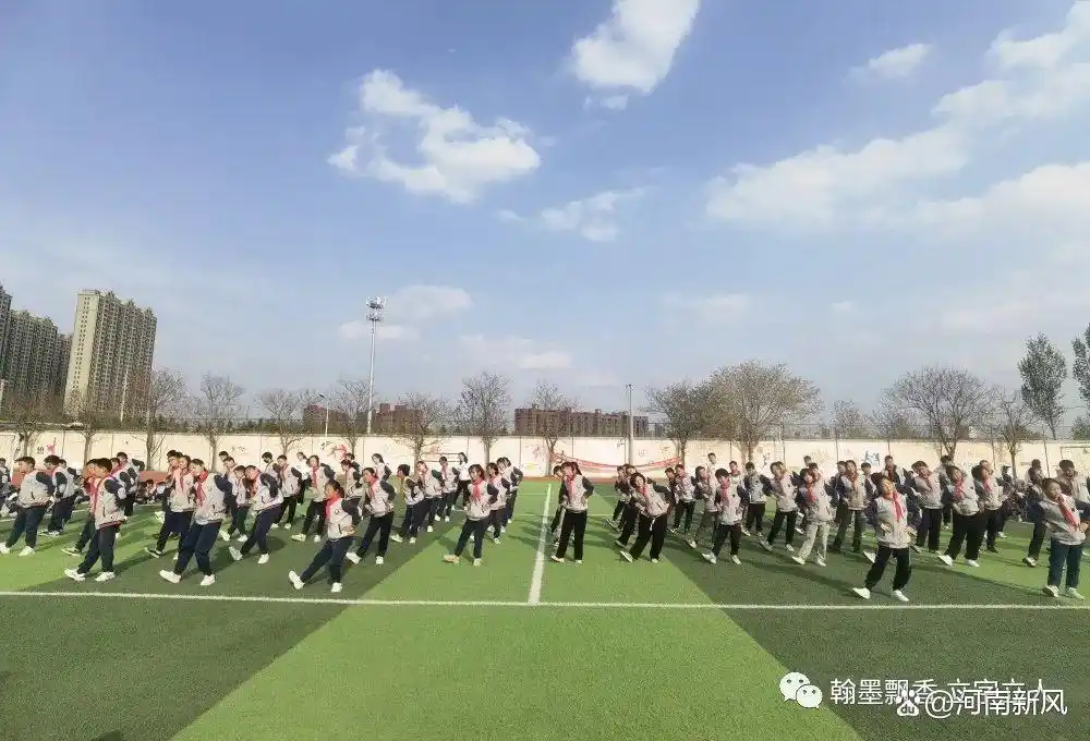 新编小学生广播体操_小学新的广播体操_小学生新广播体操视频下载