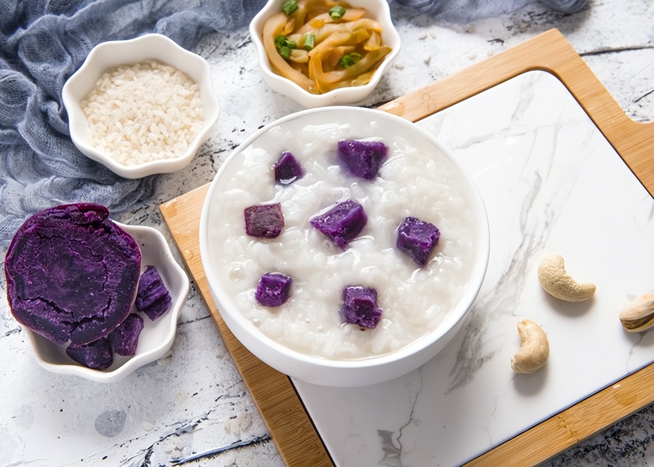 一天的营养餐的搭配_一天的营养配餐食谱_每餐营养搭配比例