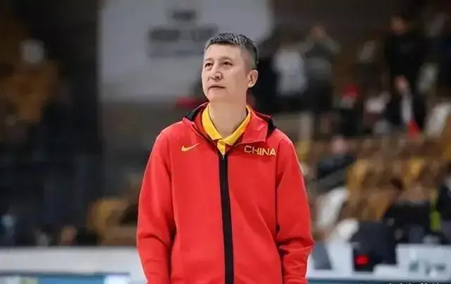 篮球明星教练_著名篮球教练员_历史上的篮球教练