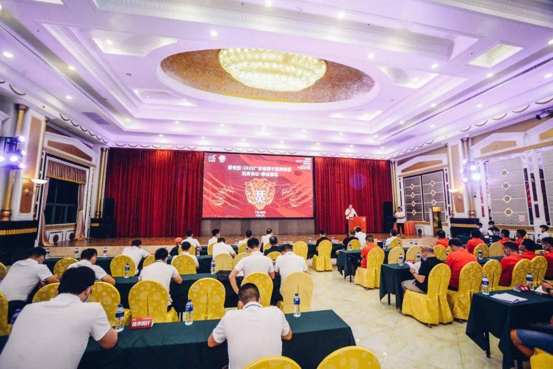 桂林市篮球协会官网_桂林医院篮球联赛冠军名单_桂林篮球队