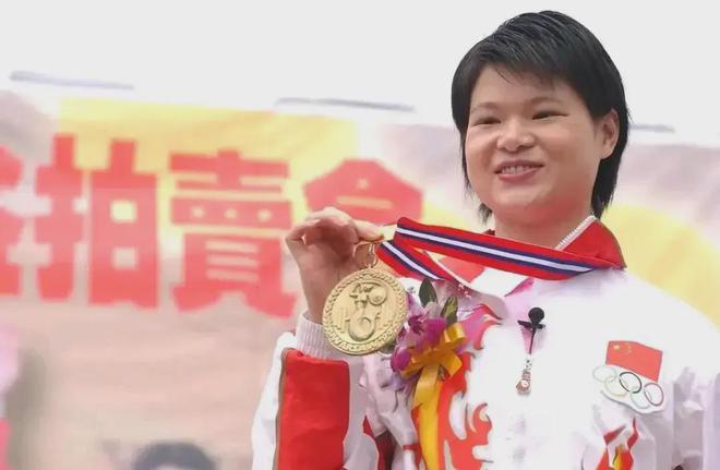 奥运中国举重女队_中国奥运举重女子冠军有哪些_中国过奥运女举重冠军的是谁