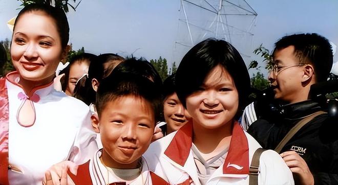 中国过奥运女举重冠军的是谁_奥运中国举重女队_中国奥运举重女子冠军有哪些